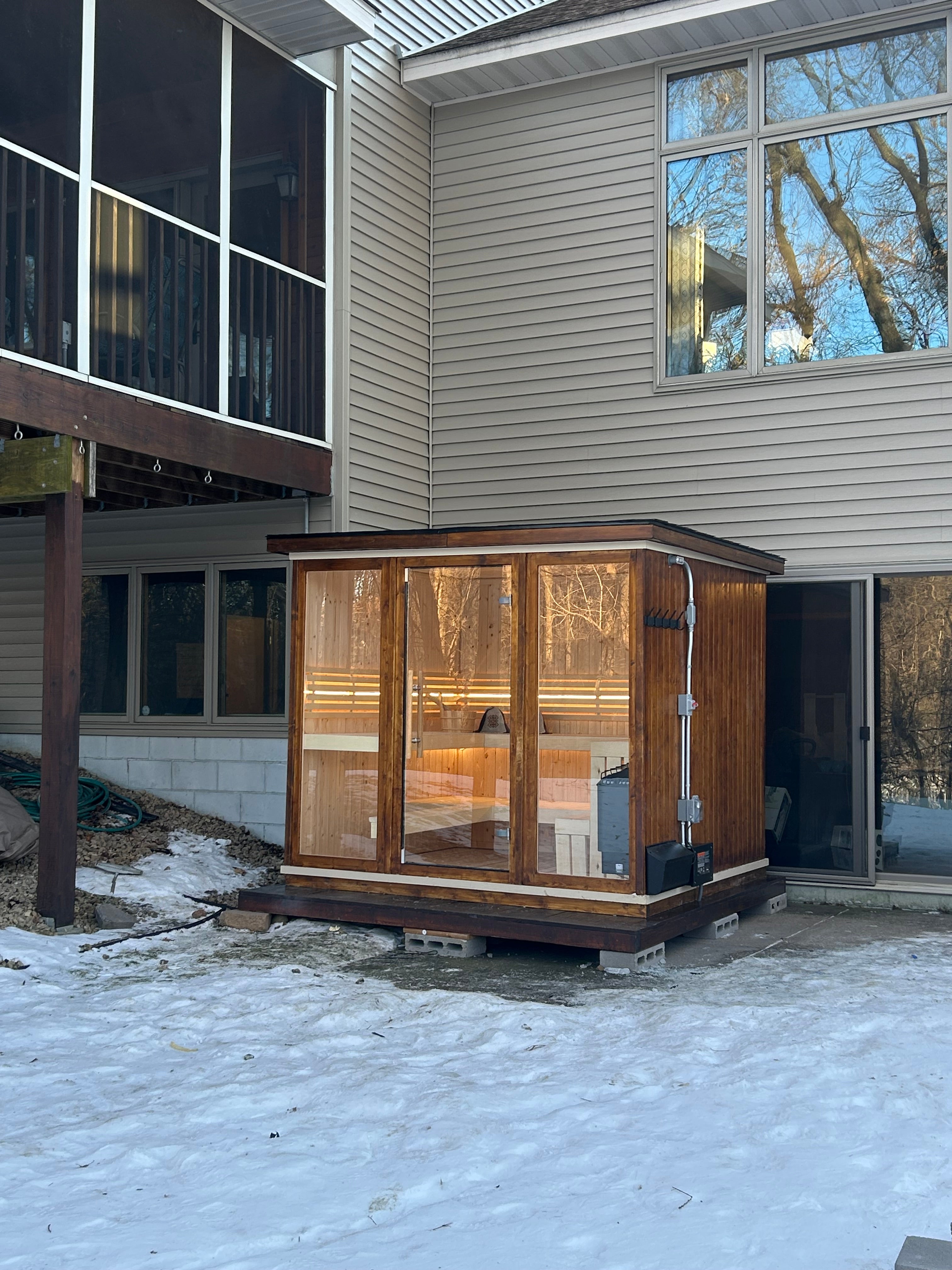 Outdoor Sauna - 8 person